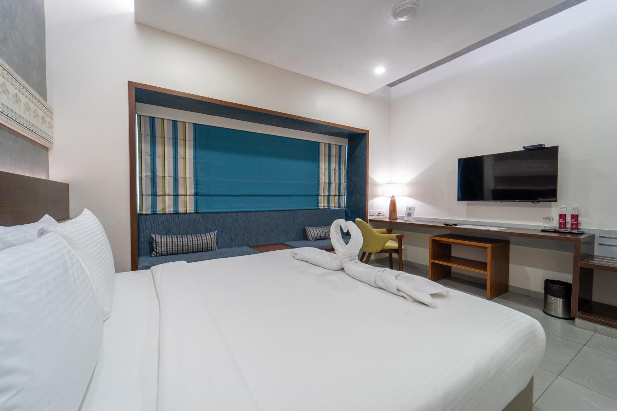 Hotel Shilton Dee Cee