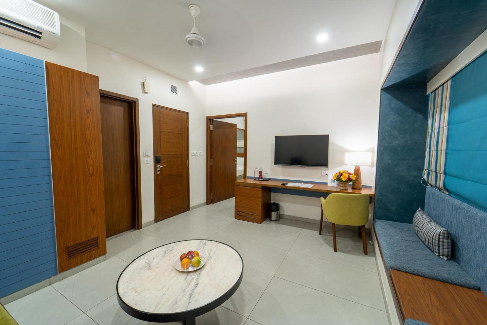 Hotel Shilton Dee Cee